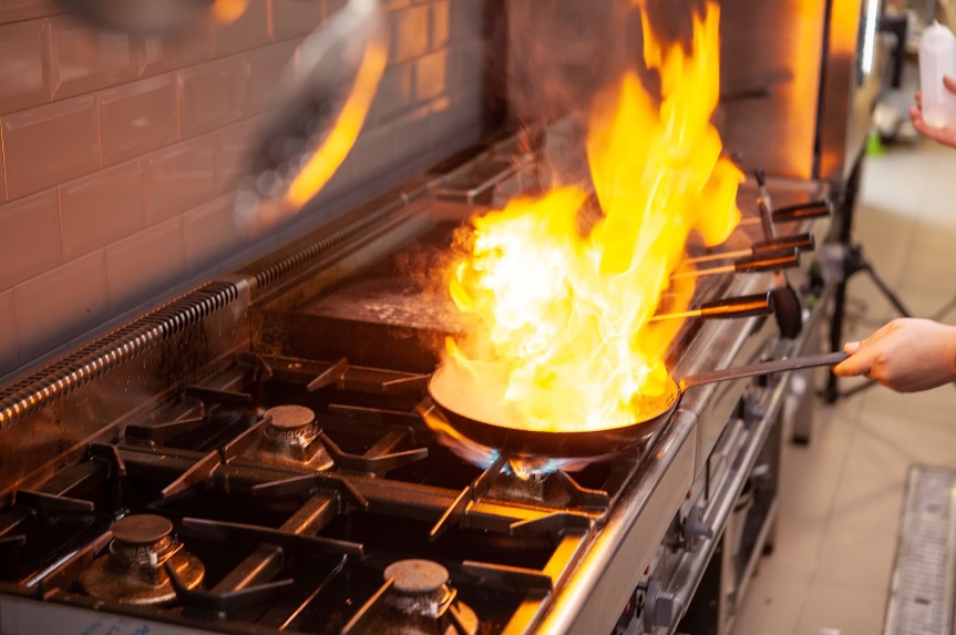Proteção Contra Incêndios em Cozinhas Comerciais: Soluções Que Funcionam para Restaurantes